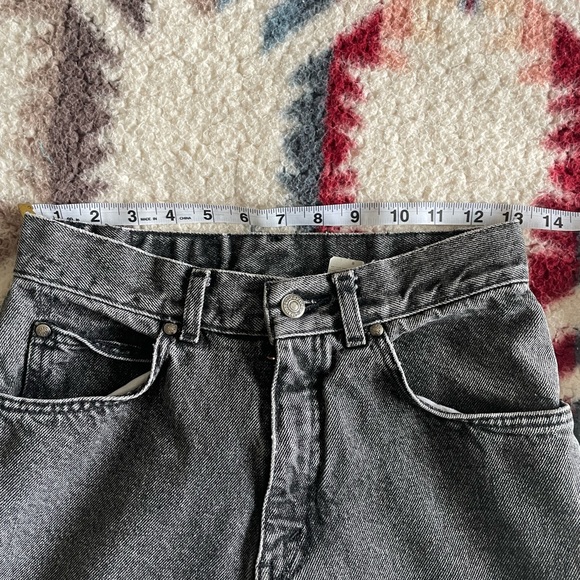 Levi’s 900 series mom jeans - Picture 9 of 10